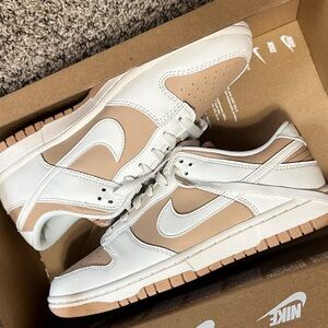 Nike Low Dunks